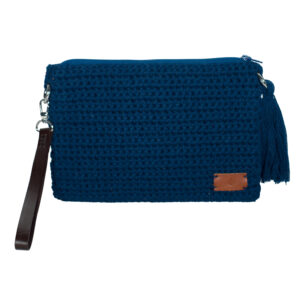 bolso de ganchillo azul marino grande con cremallera, borla y asa de piel marrón